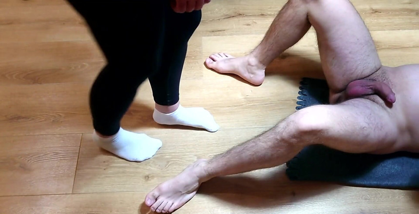 Mistress Redix: 14 minut velmi tvrdého mučení koulí!