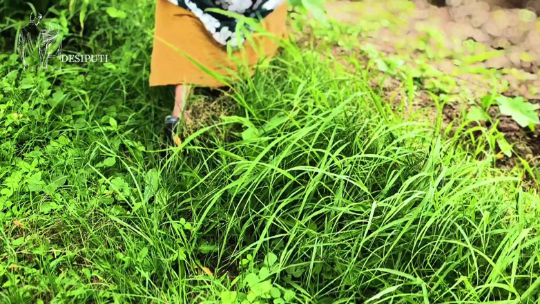 Desiputi7516: Desi Hot Bhabhi Outdoor Sex Video with Hindi Audio XXX...