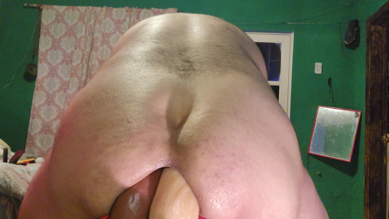 stoned boy: З дому