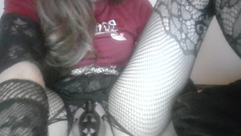 Chloe Sissy: Anal Training