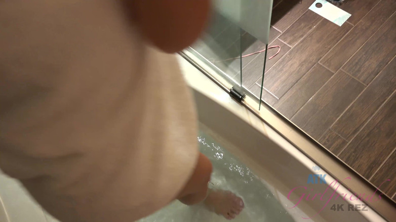 ATK Fans (Girlfriends): Virtual vacation Las Vegas with Bailey Brooke 2/3