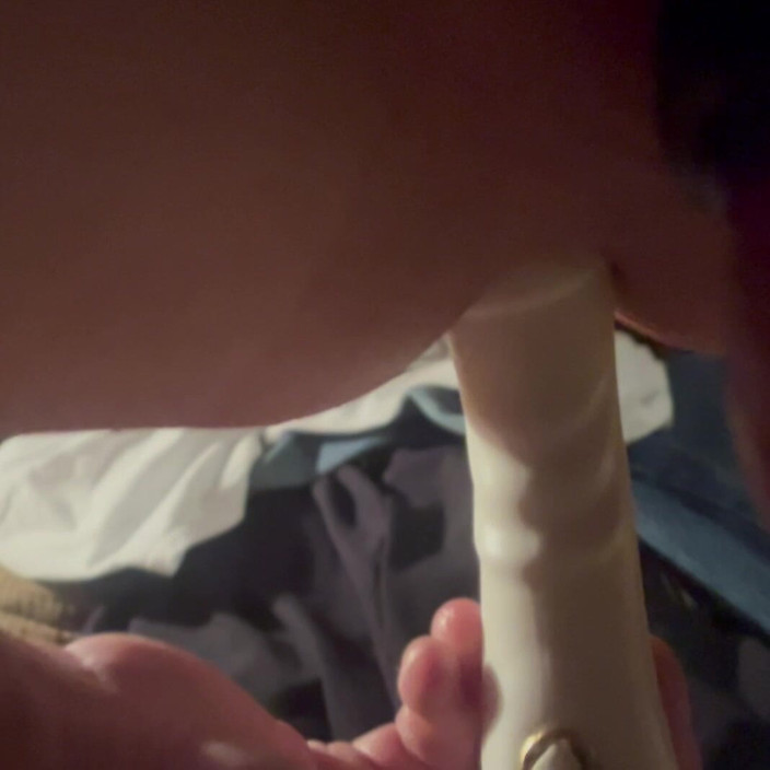 Cum'n'fill me up: All Alone Me and My Toys