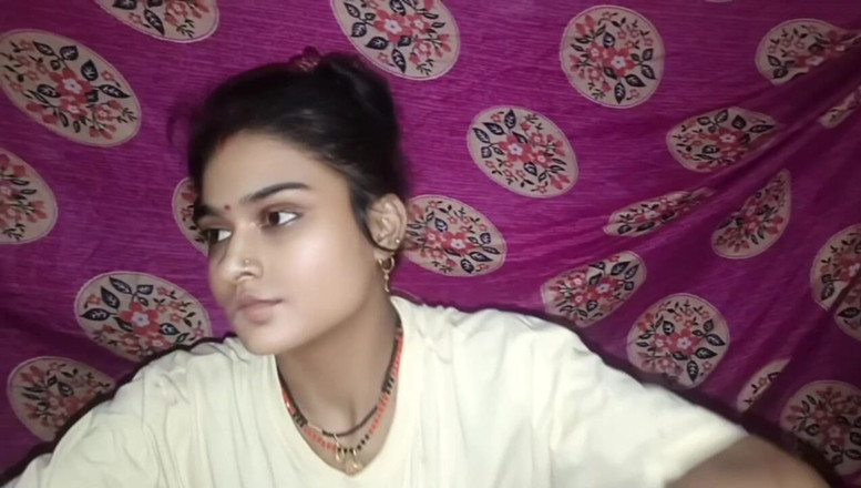 RAKP355: Дезі показує м'які цицьки