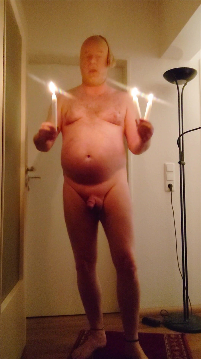 Carmen_Nylonjunge: Nylon Boy Souhaite Un Troisième Avent