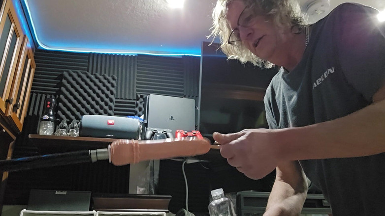 Chris Anal: Використання нової трах-машини для моєї дупи!!