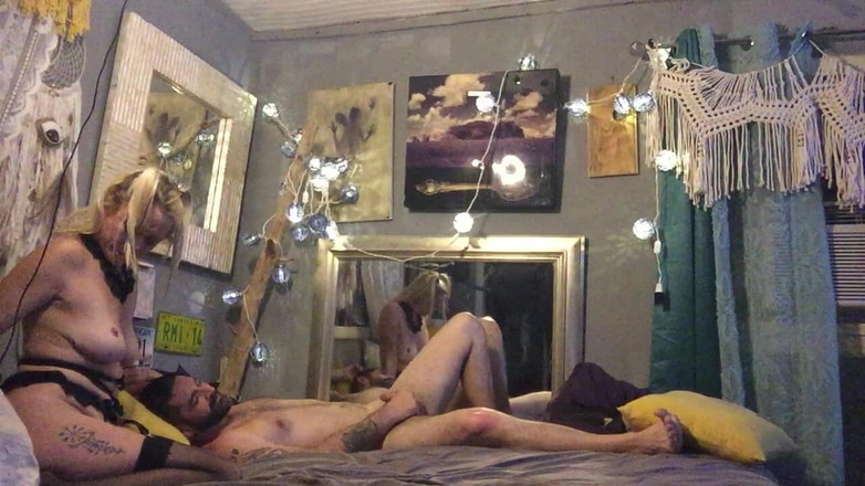 Ronjon0069: Crot sperma terbaik