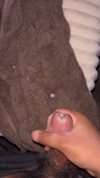RileyJames: Jerking off