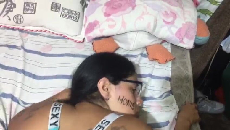 Britanly-Brow: 第一人称视角-情人利用女孩独处和极端操大屁股和大胸部