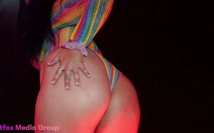 Hotfox Media Group: Stella Carter black backdrop glowing lights shoot