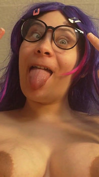 Chewing Gum, Silly Faces and Masturbating Ignore