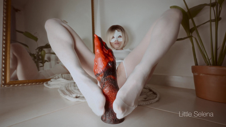 little_selena: The Story of the Red Hero and the Little Butt
