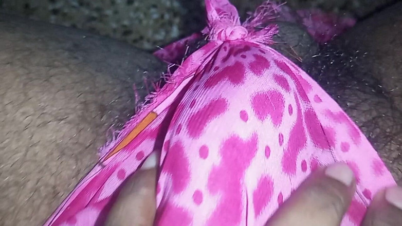 Hungry cliff: Desi lul