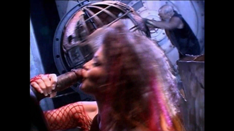 Hard Accademy: Gierige hure schluckt heiße klebrige ladung