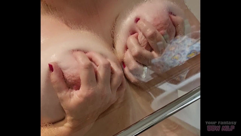 BBW_Wife: Swinger dusch-sex, zeigt meine riesigen reifen MILf-titten und arsch und...