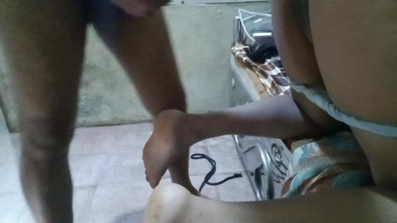Rangeeli_Mangala: Desi bhabhi fue hecho cautivo y liberado