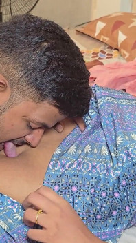 La Pornostar Popolare Indiana Tejaswani Fa Sesso Con Il Suo Fan Con Un Cazzo Enorme 8 Pollici Che Grida Quando Più Dentro