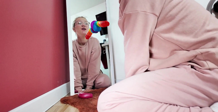 LeniFuchs: 전체 클립을 보고 싶다면 알려주시기만 하면 하세요;-)