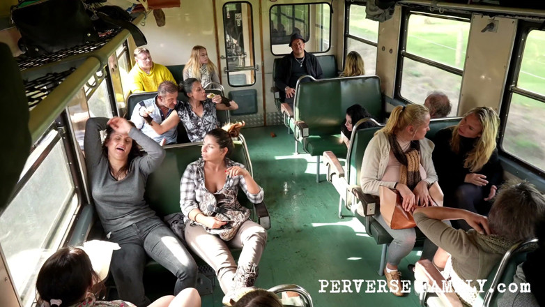 Perverse Family: Perverse Family 42.1 (season 4) Journey to Wealth