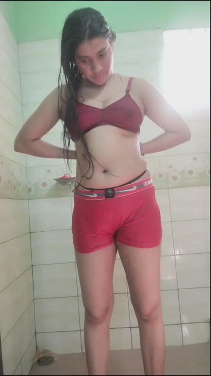 Bluegirl009: New Sis Video