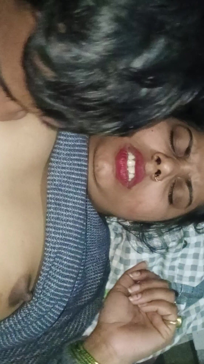 Poojakabir: Zwei stiefbruer, ne mujhe choda