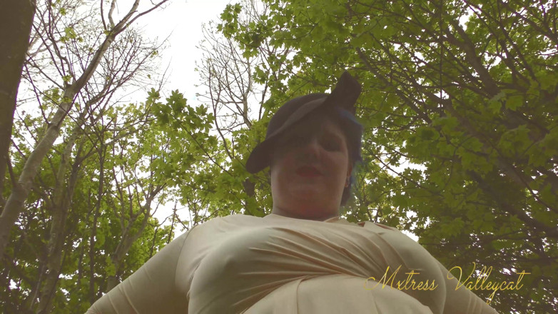 Mxtress Valleycat: Sanguine giantess walks you in the woods