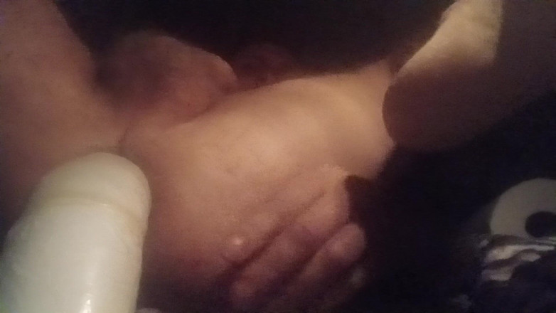 Haus86: 젖은 엉덩이로 엔터테인먼트