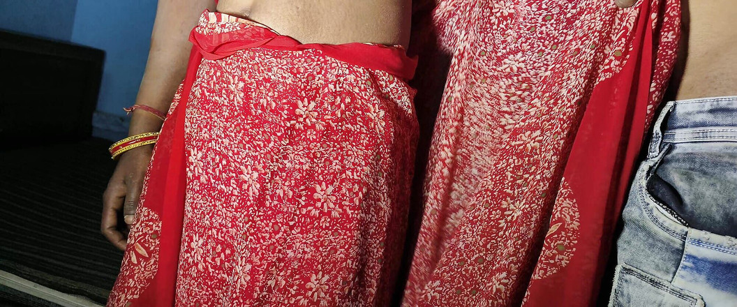 Racing: 義理の妹を激しく犯し、彼女の猫に精液を噴出