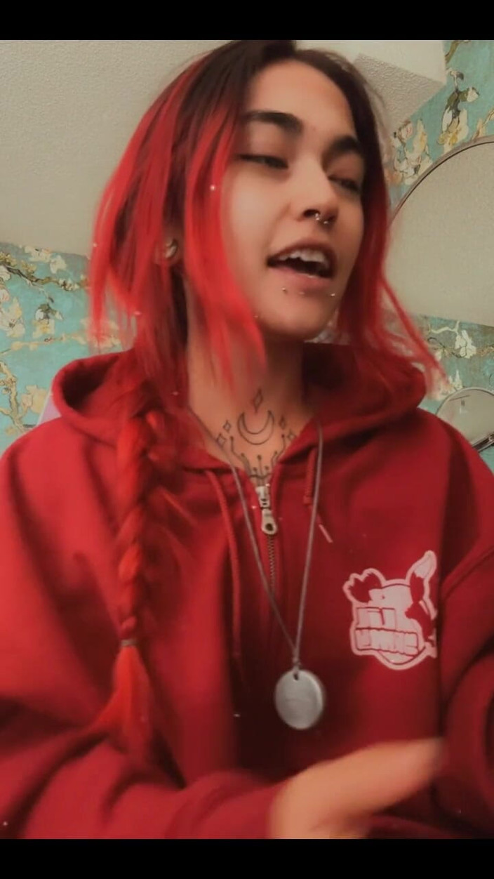 lilRavenFox: We Out Here Living