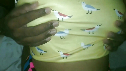 ShamaX: 그녀의 보지를 빨아주는 핫한 밀프