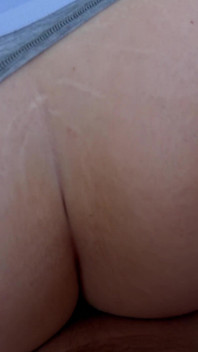 La Bionda Con Un Gran Culo Mi Ha Rimorchiata in Ascensore E Viene Scopata in Stairwell - È Stato Troppo Rumoroso?