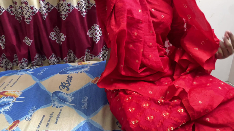 Bdsex24: 私は部屋で超セクシーな継母のハードコアセックスを犯しました