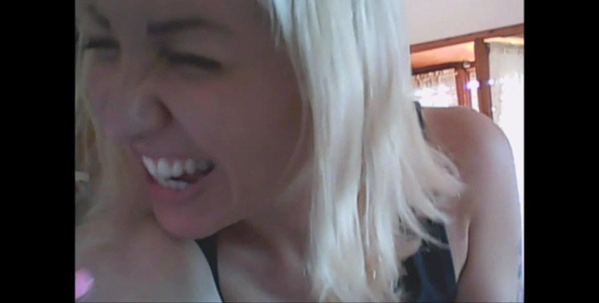 savannahamatoriale: Två vackra flickor, stygga och hädiska vänner (med Chantal och Nicoletta...