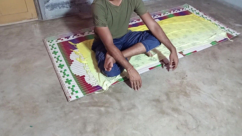 FireeCouple: Cizinec přišel do domu pít vodu a nechal mě.