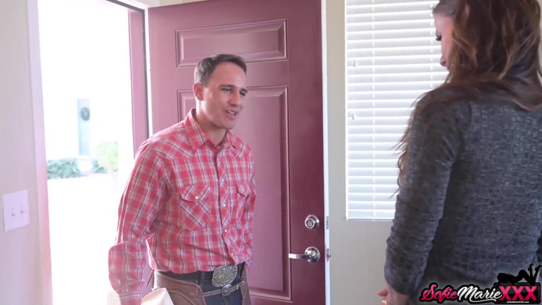 Sofie Marie: MILF Sofie Marie Seduces Hung Dude And Fucks Him Hardcore