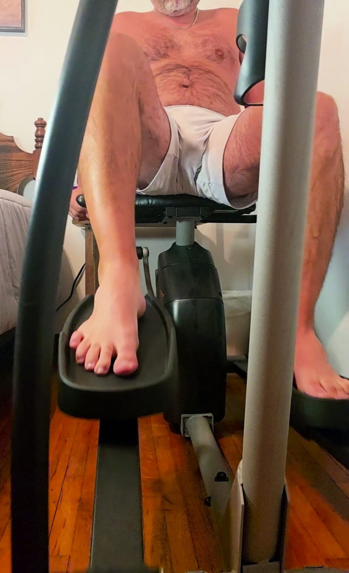Beary Jax: Beary Ride the Exercise Bike Until He Cums