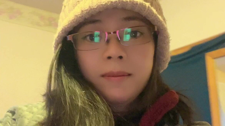 sweethanajapanese: Pissing Malá kundička chlupatá v Moringu