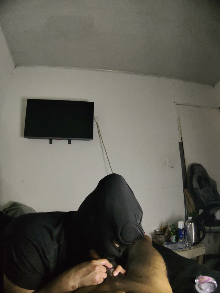 Cum-lobian dickdrainers: 深喉黑色面具