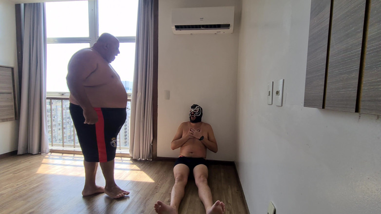 Punchbagplz: Pekerja bertokong vs. bubba berkongkek: Ujian Akhir Kekuatan (Pekerja hilang)