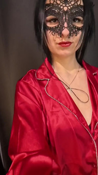 Camera in a Fitting Room! Beautiful Brunette Tries on Underwear!