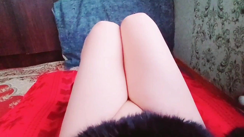 Kitty_Cross: Dekat, saya tidak menggigit... Keras