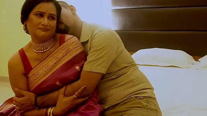 Puja Sarkar: Audio sexy în luna de miere din Bengal....