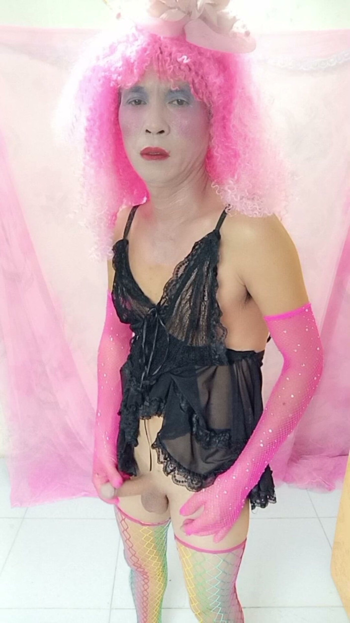nguyen dang thien tri: Oanh Le transseksualna ubrana w seksowne ubrania dźgając jej kutasa