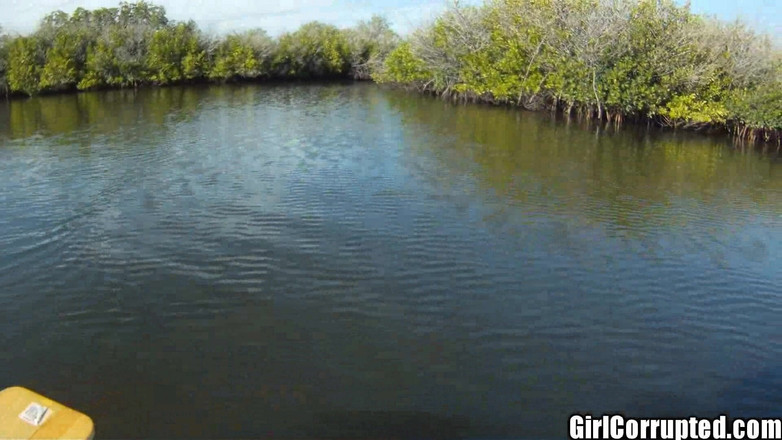 Girl Corrupted: Jasmine Tame pengembaraan kayak bertetek besar mengongkek mulut pancutan mani!