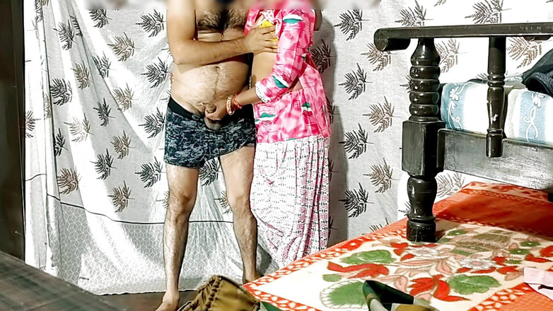 Rakul008: Scopata in piedi in profondità sesso di sonam