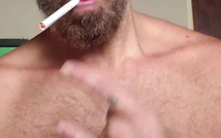 BBIG: Poitrine poilue musclée musclée alpha