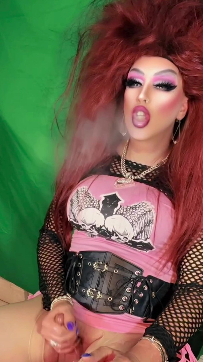 Shelly Robertss: Più, altro, più