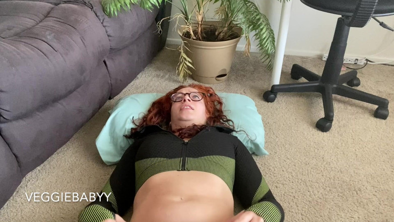 Veggiebabyy: La prima volta della fidanzata di futa ti sodomizza e...