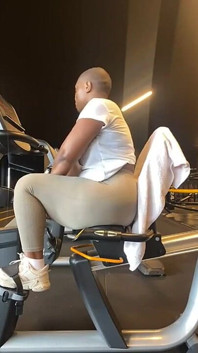 Jack off to My Bald Headed Humongous Ass, Episode 1048