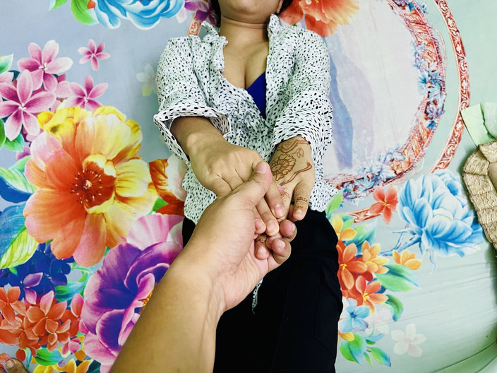 Riya Chowdhury: Heute sieht meine sexy freundin sehr heiß aus