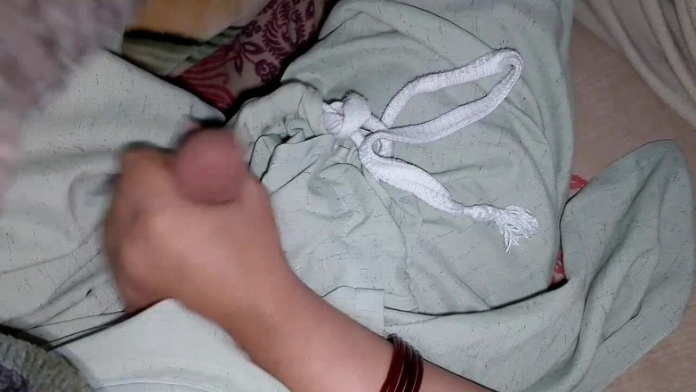 QueenbeautyQB: Indická desi manželka v domácnosti a manžel domácí sex